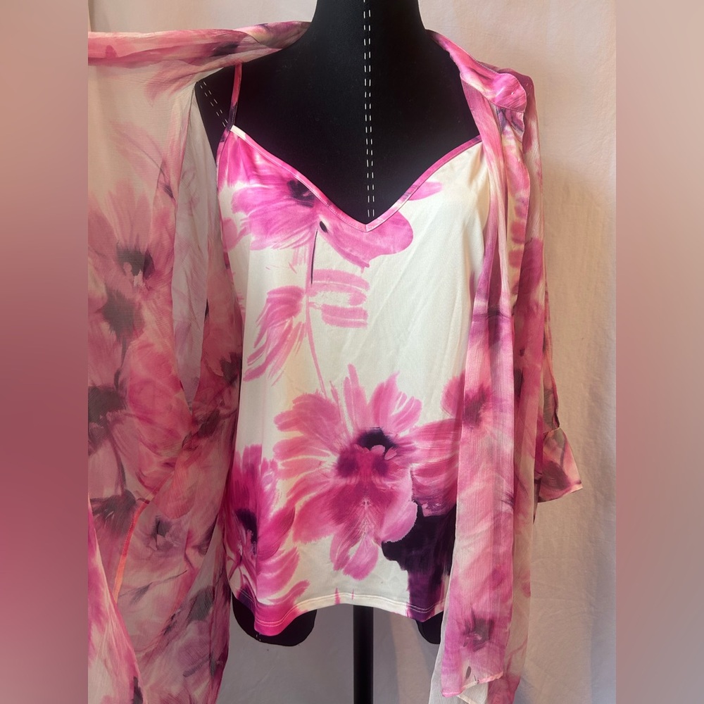 Johnny Was Katia Floral Silk Handkerchief Blouse size Small Medium NWT - Picture 13 of 16
